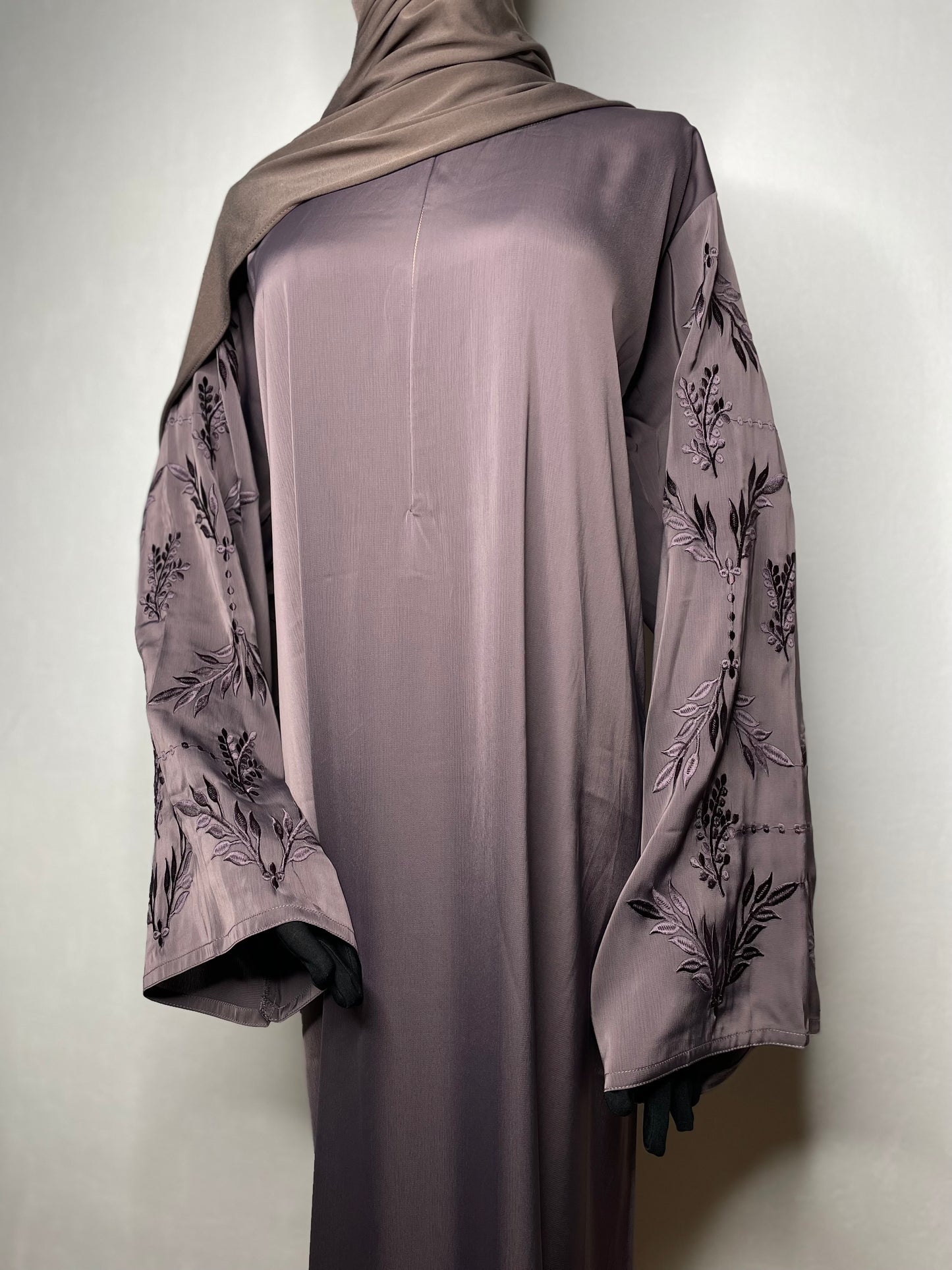 Flora Violet taupe