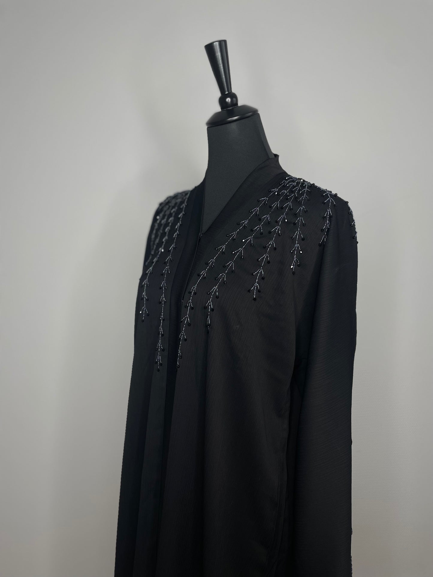 Abaya Ines