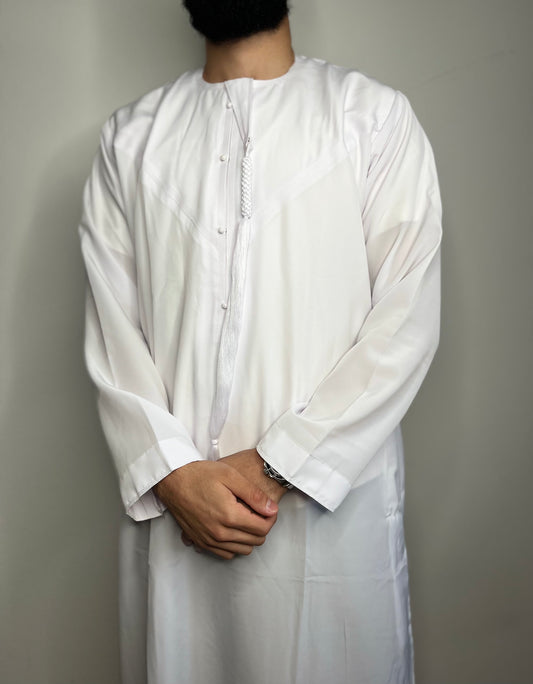 Qamis Emirati