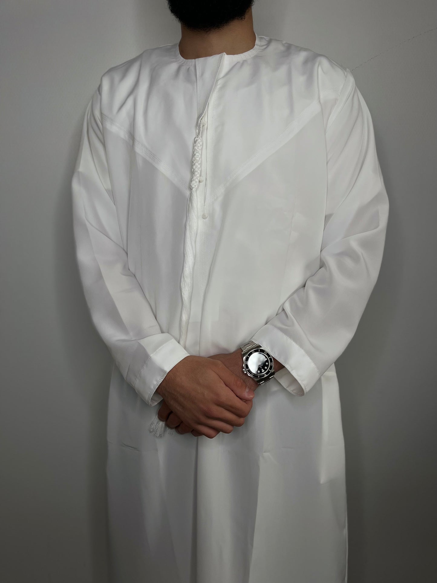 Qamis Emirati